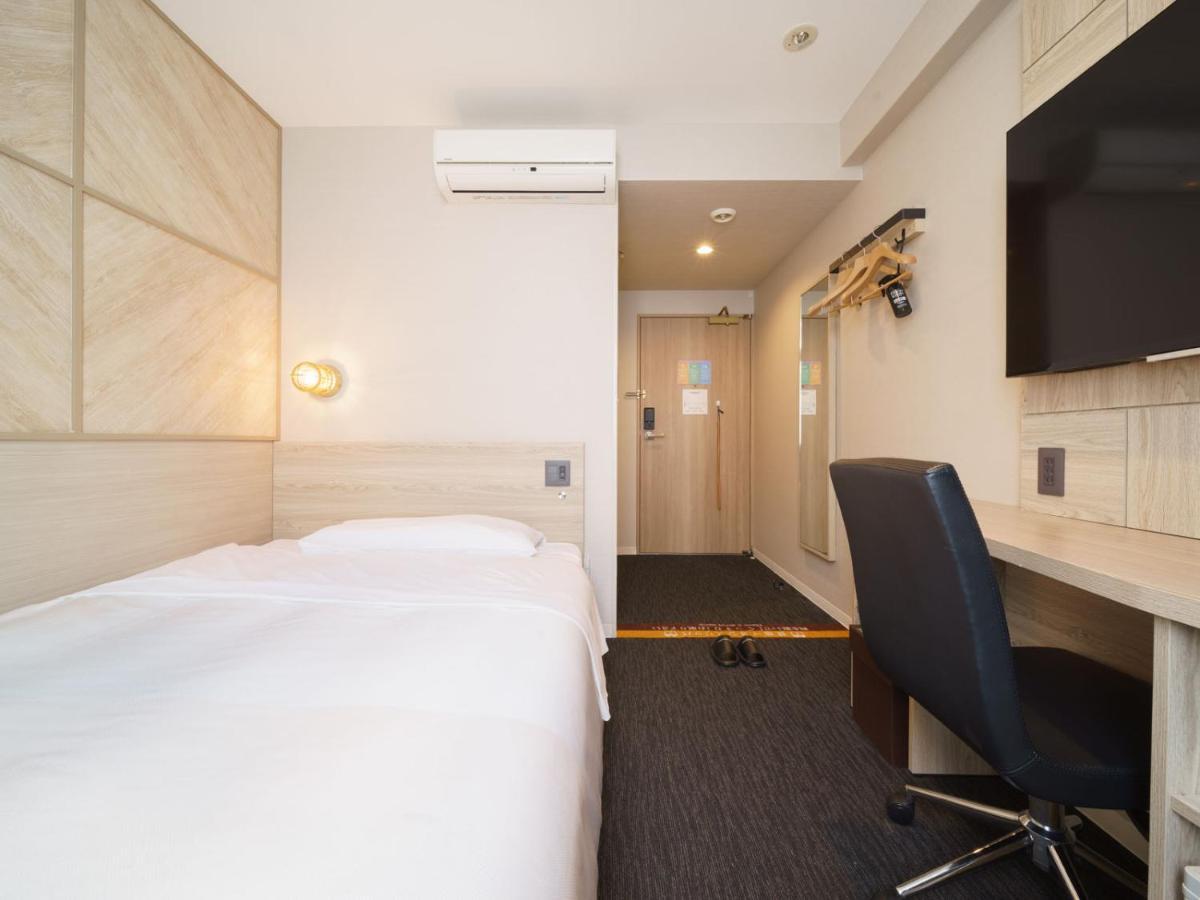 Super Hotel Umeda Higobashi Osaka Exterior photo